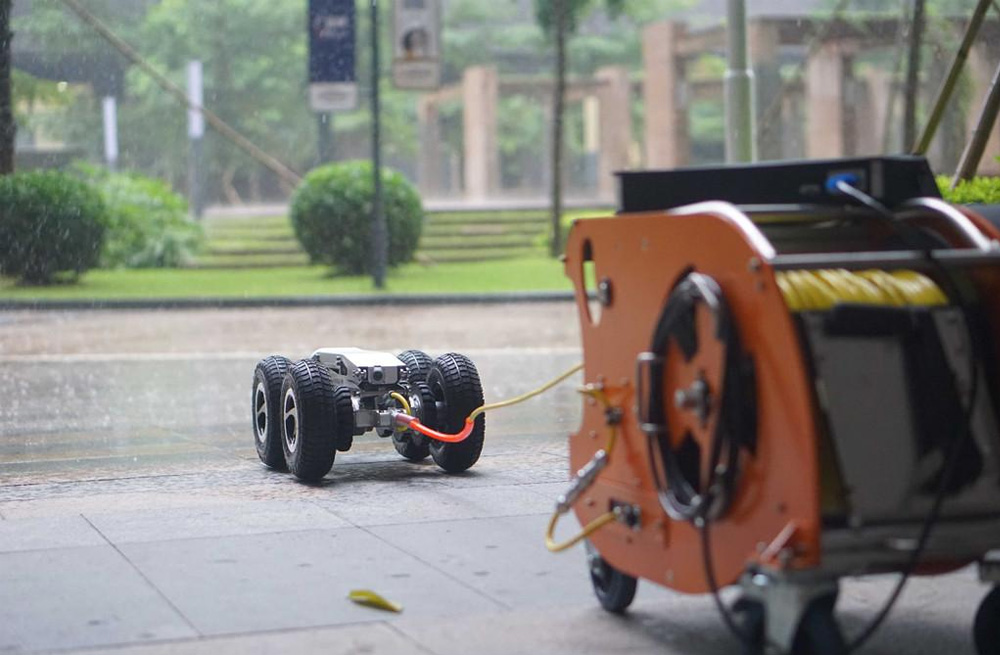 285洪蓝管道检测机器人